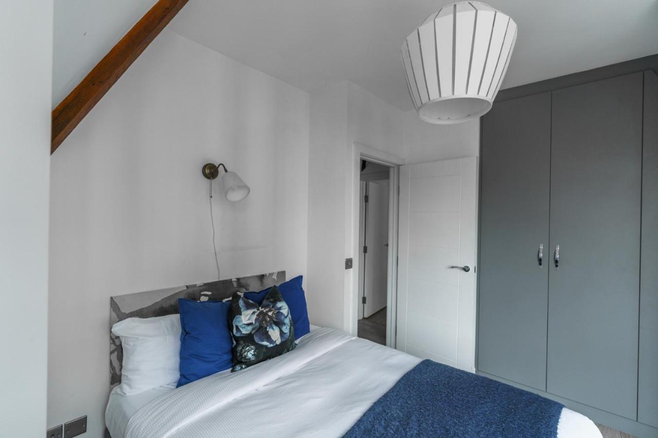 Top Floor Apartment High Street Kensington Londen Buitenkant foto